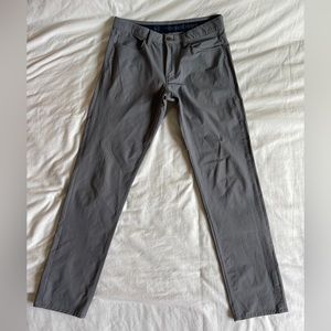 Vineyard Vines On-The-Go 5 Pocket Pant